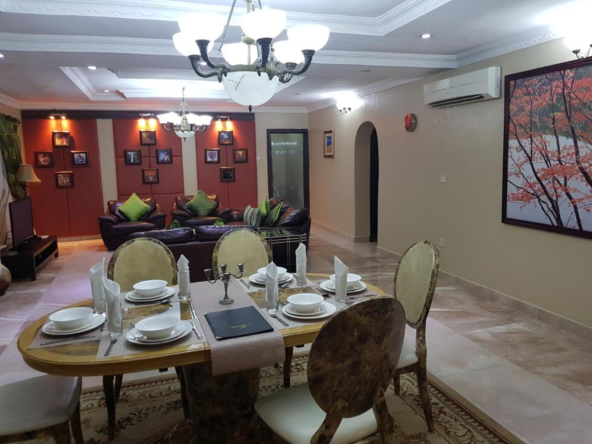 Apartment Royale Hotel & Suite Lagos Exterior foto