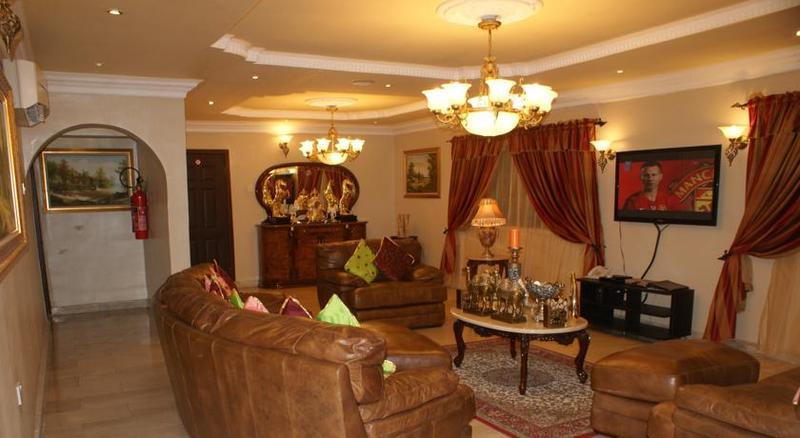 Apartment Royale Hotel & Suite Lagos Exterior foto