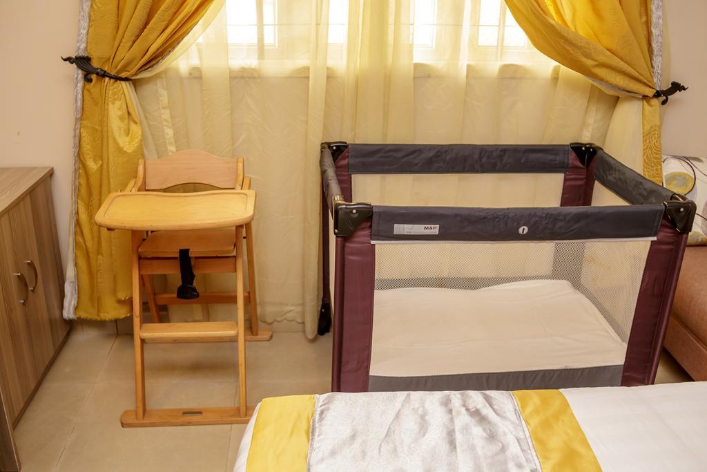 Apartment Royale Hotel & Suite Lagos Exterior foto