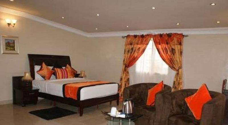 Apartment Royale Hotel & Suite Lagos Exterior foto